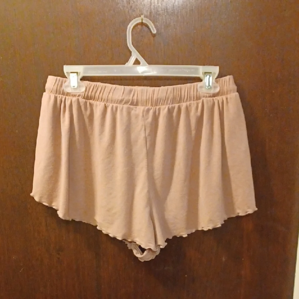 Free People chic beige